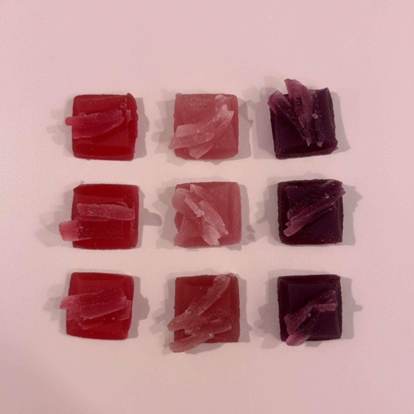 Mini Box of 4 edible crystals with Red Fruits