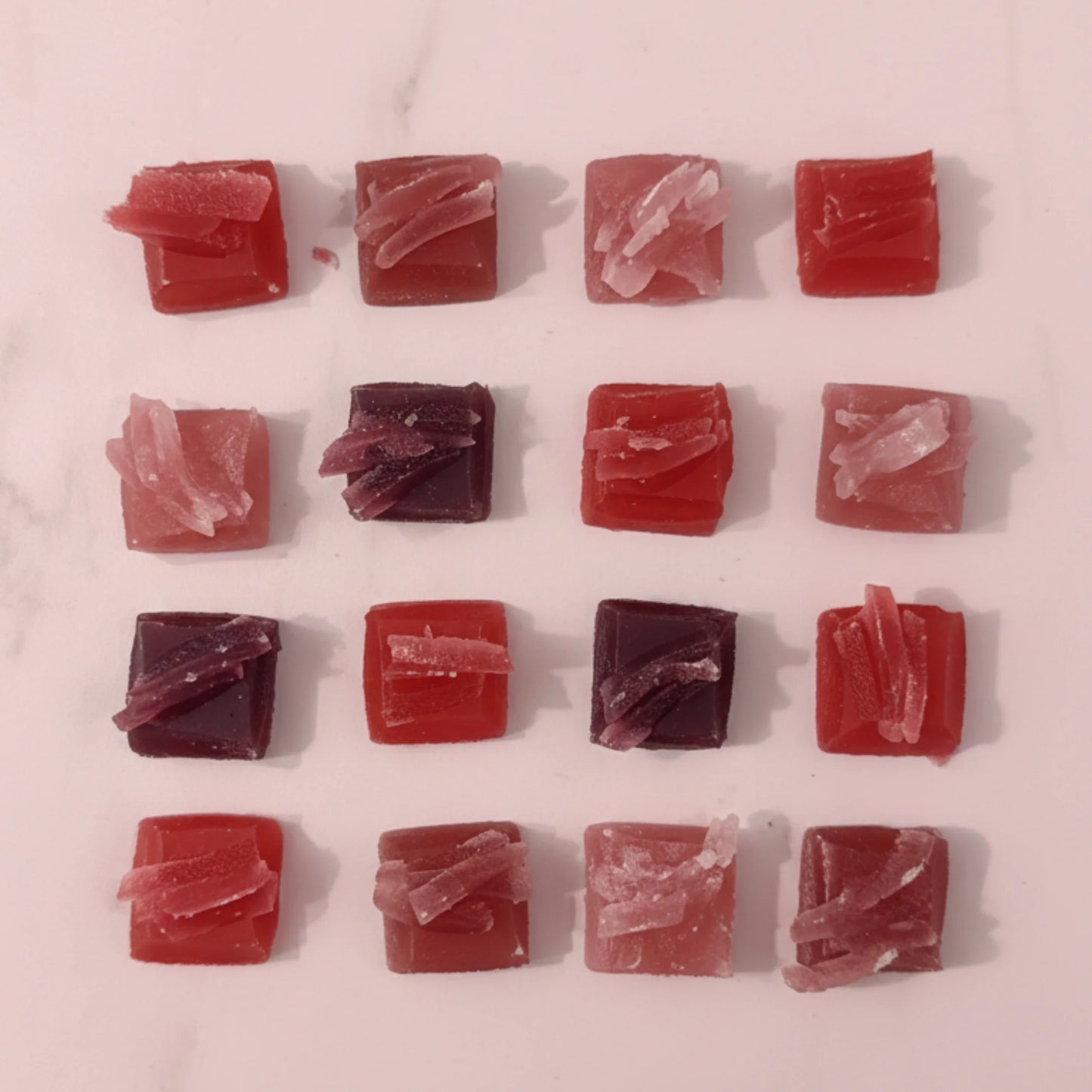 Mini Box of 4 edible crystals with Red Fruits