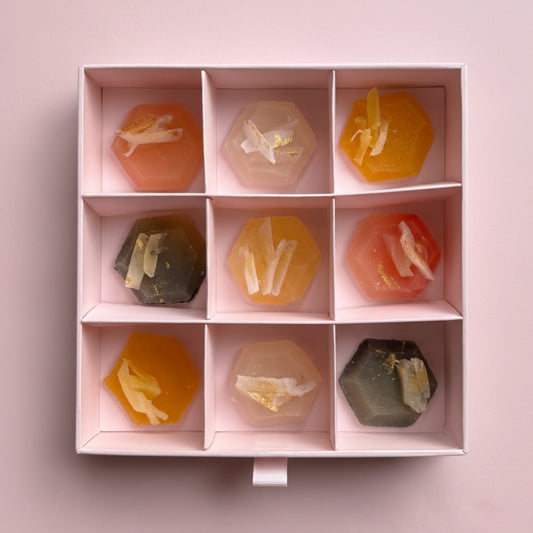 Tropical collection